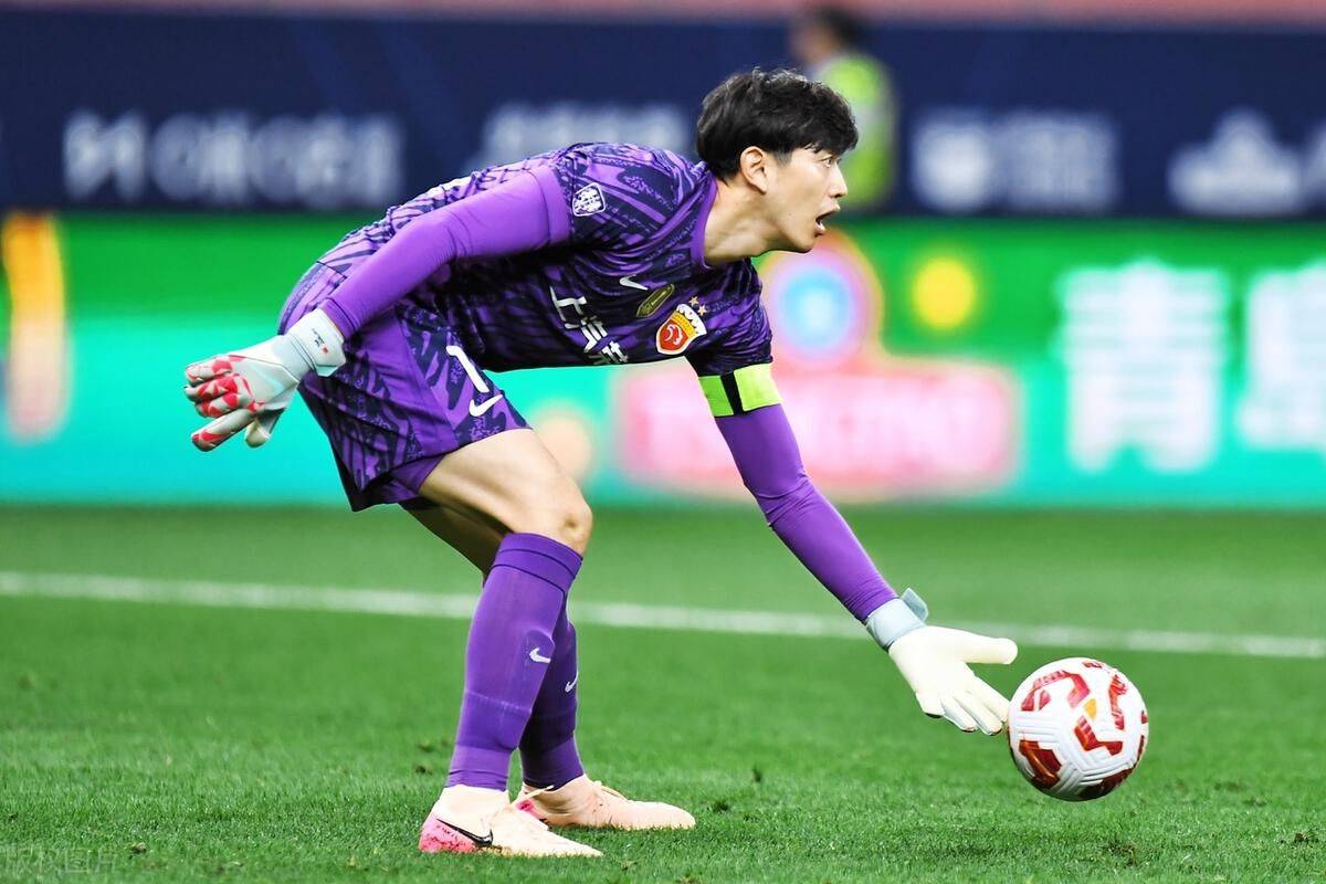 LEYU体育官方网站关于Karsa遭遇七持续失利，RNG教练压力巨大！引发球迷热议的信息